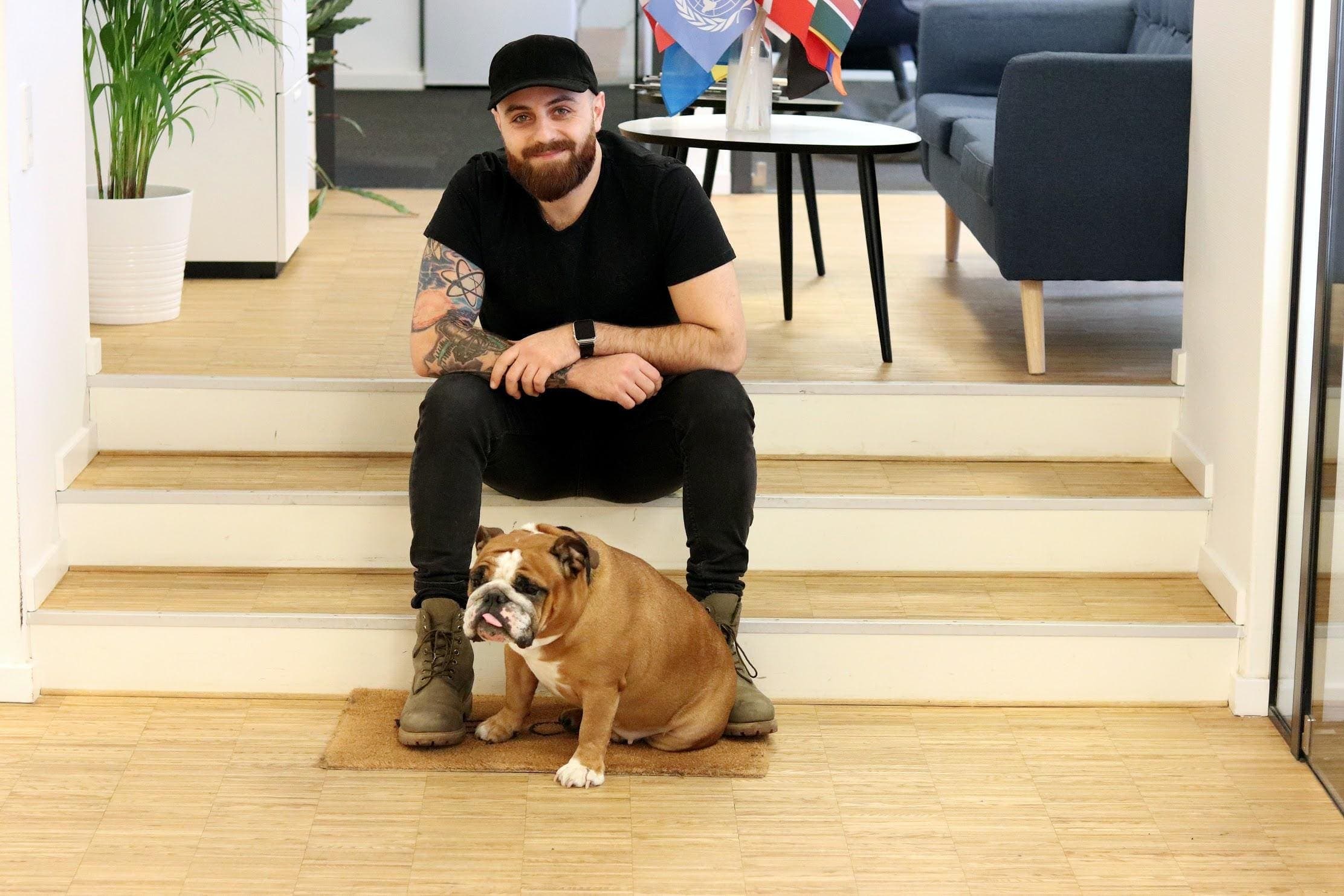 Portrait of Jack Nikogosian